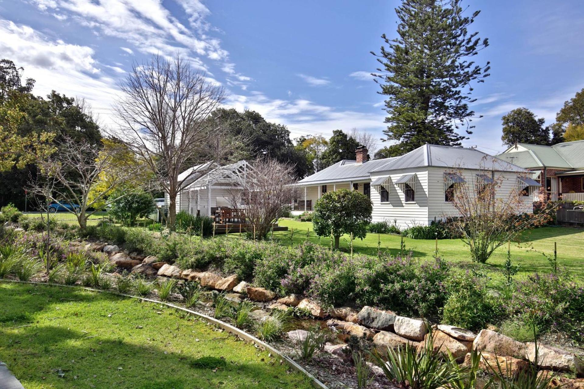 The Cottage - In The Heart Of Berry Exterior photo